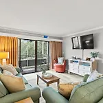 Cozy 2 Bedroom Condo At Ocean Creek Resort