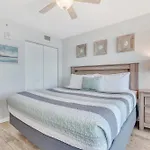 Oceanfront Work From Here Central Location! 1157