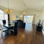 Beautiful Spacious Condo In The Center Of Mb