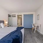 Beachfront 1Br King Bed Smart Tvs 12 Pm Check-In