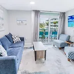 Oceanview Paradise At The Beach