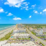 Arcadian II - Oceanfront - Snowbirds Welcome-Highly Sought After Area