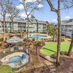 Beachy First-Floor -1 Bed 1 Bath Condo - Myrtle Beach Resort 4102