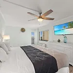 Palms Resort 1003 - Oceanfront