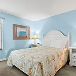 Waterpoint II 402