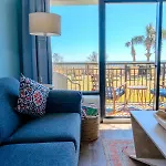 Oceanfront Suite Grande Cayman 124