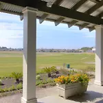 Beachside Bunker Stunning 3Br 2 5Bath