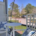 Beachside Bunker Stunning 3Br 2 5Bath