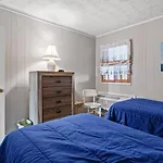 Mariners Cove 335 D