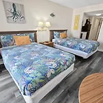Ocean Annie\'S Oceanview Studio,Scenic Views,Pools!