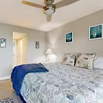 Sea Mark Tower 406