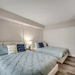 Huge Oceanfront One Bedroom For 6, Gorgeous View & Pools On Bv 15Th Floor