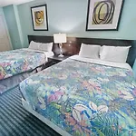 New Modern, Direct Oceanfront, Boardwalk, Views!