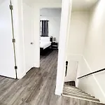 Close To The Beach #2 Great 2 Bedrooms Condo