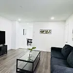 Close To The Beach #3 Cozy 2 Bedrooms Condo