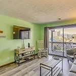 Walk To Ocean Condo With 3 Pools In Myrtle Beach