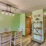 Walk To Ocean Condo With 3 Pools In Myrtle Beach