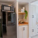2 Bedroom Oceanfront Condo With Separate Entrances! Ocean Reef 50&509
