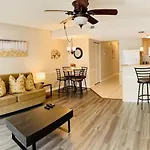 #C Beautiful Condo At The Surfside Area #C