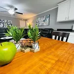 #5 Awesome 3 Bedroom Condo Minutes From The Beach