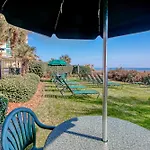 Palms Resort 905