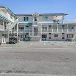 Steps To Sand Remodeled North Myrtle Beach Condo!