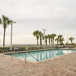 Oceanfront Condo With Waterpark Included In Price