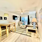 Ocean Front Condo 3Rd Floor No Elevator