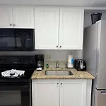 Ocean Front One Bedroom With An Amazing View 404
