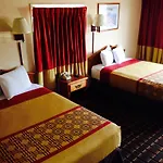 Happy Holiday Motel