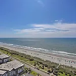 Romantic Summer Getaway With Community Pool Access
