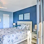 Garden City Condo With Pool Access - Walk To Beach!