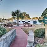 Oceanfront Myrtle Beach Studio With Viewandpool Access!