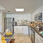 Beachfront Condo With Resort Amenities And Boardwalk!