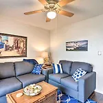 Cozy Condo With Balcony And Ocean View Walk To Beach!