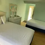 Palm Springs Hotel