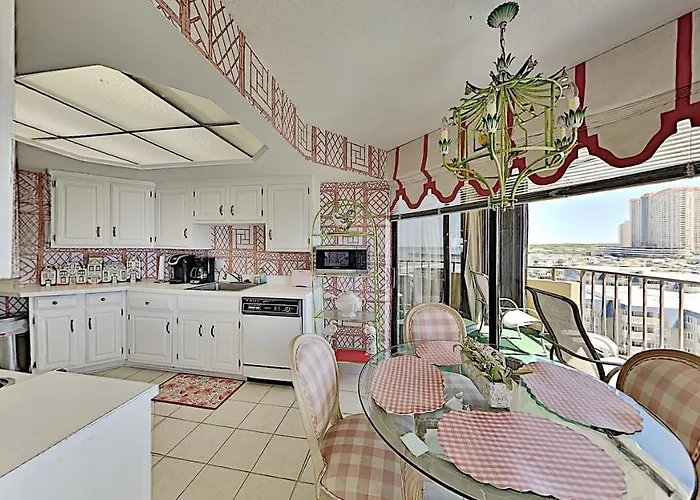 Sophisticated Oceanfront Condo Private Balcony