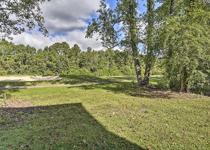 First-Floor Myrtle Beach Condo With Pool Access!
