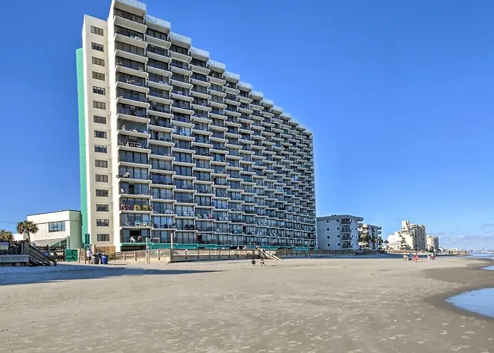 Oceanfront Oasis With Deck And Resort Beach Access!