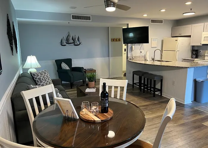 2 Bed 2 Bath Beach Front Condo With Fantastic Amenities At Myrtle Beach Resort