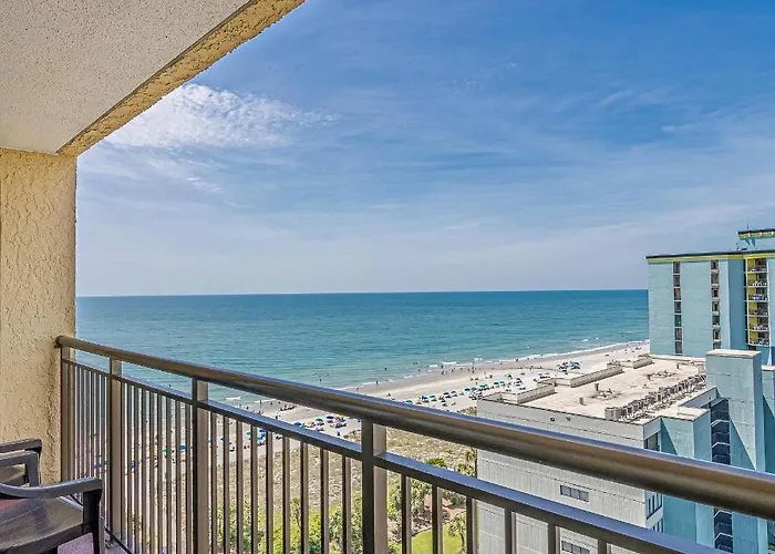 Soothing Oceanview Getaway -- Free Wi-Fi & Free Parking, New Listing