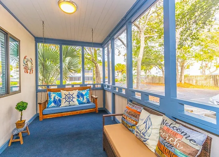 Hidden Gem Beautifully Appointed 2Br 2Ba Condo With 3 Patios Near Beach!