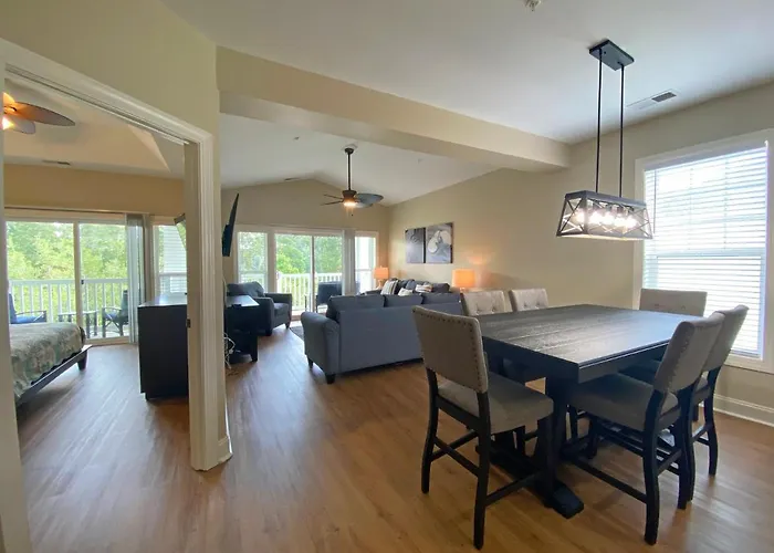World Tour 306 Bayhill By Palmetto Vacation Rentals