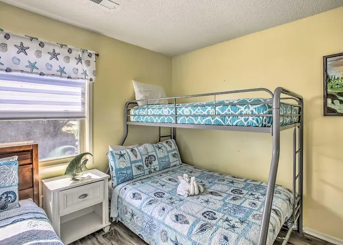 Myrtle Beach Cottage, Walk To Pools And Beach!