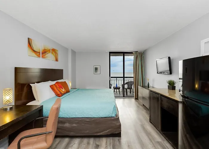 Winter Rates! Work With Breathtaking View, Direct Oceanfront Suite 413