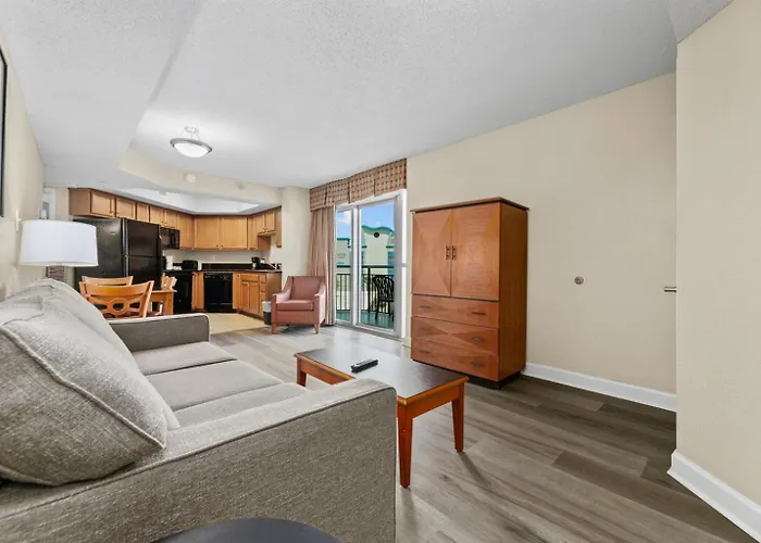 Spacious, Bay View - Close To Boardwalk, Location!