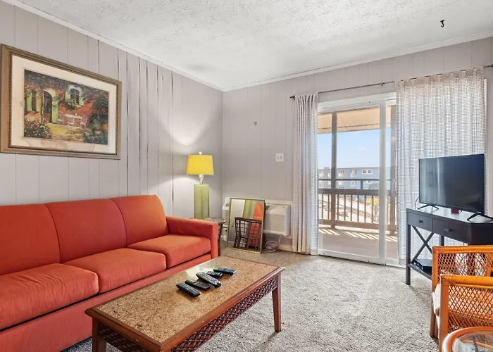 Mariners Cove 335 D