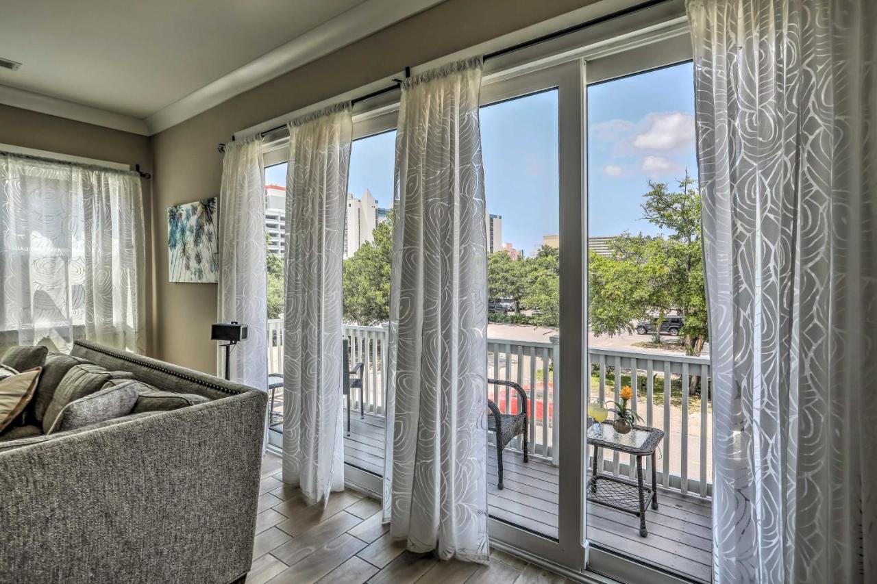 Breezy Myrtle Getaway, 1 Block To Beach! Myrtle Beach