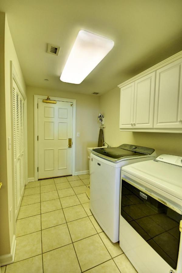 Apartment Margate Tower 2401 *