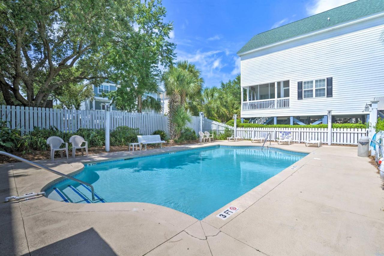 Holiday home Surfside Base Steps To Pool And Ocean!